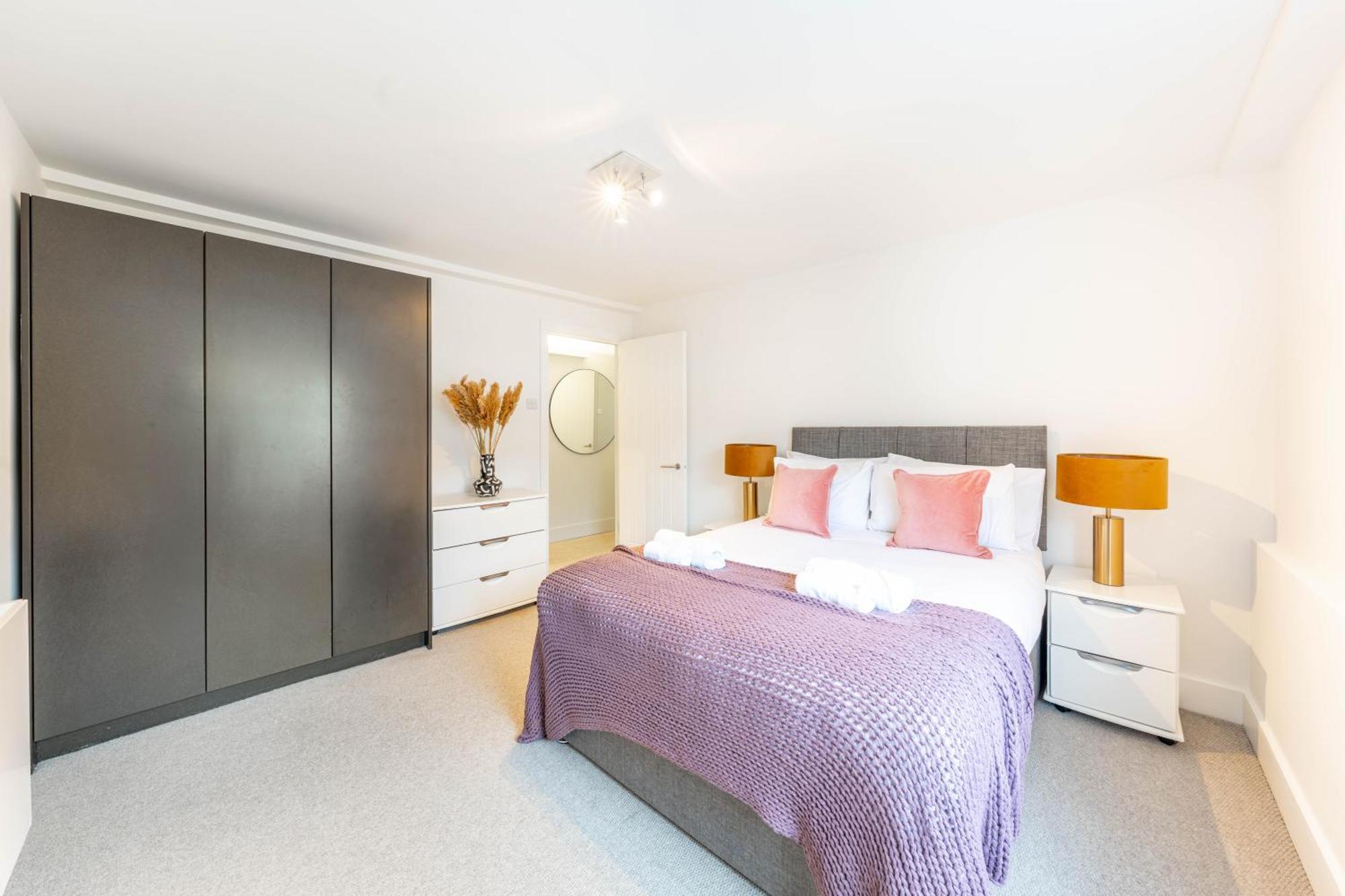 Berryland 11 By Artsy Apartamento